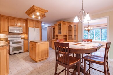 72B Dracut Rd unit B, Hudson, NH 03051 - photo 7