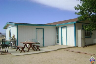 5818 Hidden Trail Rd, Rosamond, CA 93560 - photo 2