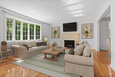 94 Codman Rd, Lincoln, MA 01773 - photo 5