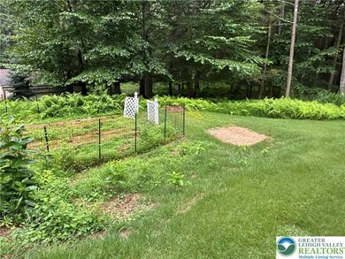 105 Aspen Way, Palmerton, PA 18071 - photo 2