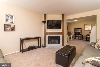 125 Windham Ct, Newtown, PA 18940 - photo 3