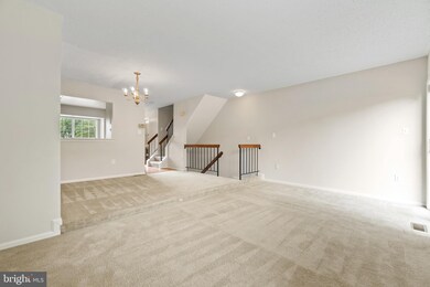 13958 Gunners Place, Centreville, VA 20121 - photo 7
