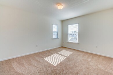 The Elle - 5th Bedroom