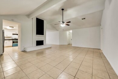 3434 Hombly Rd, Houston, TX 77066 - photo 3