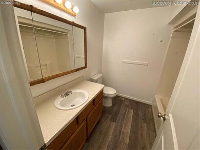 801 S 15th St unit 803, Saint Clair, MI 48079 - photo 6