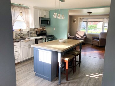 14 Batavia St, Worcester, MA 01604 - photo 4