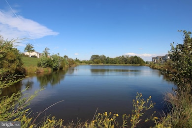 25073 Riding Center Dr, Chantilly, VA 20152 - photo 2