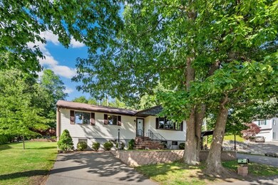 25 Oak Point Rd, Saugus, MA 01906 - photo 4