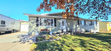 1215 E E St, North Platte, NE 69101 - photo 3