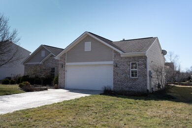 12972 Broncos Dr, Fishers, IN 46037 - photo 5