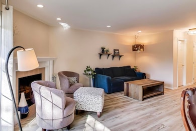 1576 N Saint Marks Place, Palatine, IL 60067 - photo 4