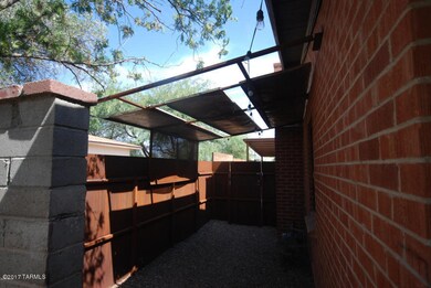 1312 E Water St, Tucson, AZ 85719 - photo 2
