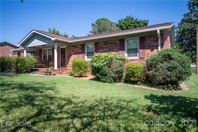 170 Devon Ln, Statesville, NC 28625 - photo 3