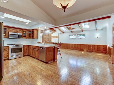 1658 Crescent Ave, Eugene, OR 97408 - photo 7