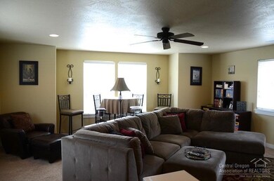 19670 Harvard Place, Bend, OR 97702 - photo 3