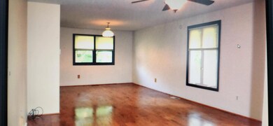 914 Pettibone St, Crown Point, IN 46307 - photo 5