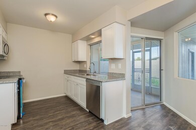 13803 N Garden Court Dr, Sun City, AZ 85351 - photo 3