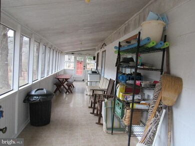 325 Compton's Ln, Great Cacapon, WV 25422 - photo 6