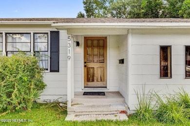 5319 Attleboro St, Jacksonville, FL 32205 - photo 3