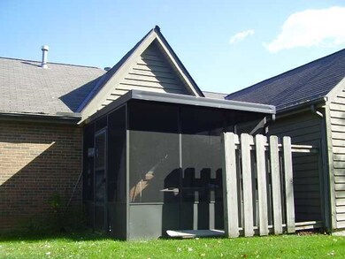 1409 Pegwood Dr unit 1409, Columbus, OH 43229 - photo 2