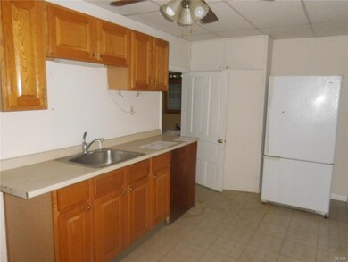 4124 Wilson St, Whitehall, PA 18052 - photo 4