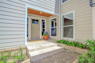 87 Legend Ln, Houston, TX 77024 - photo 2