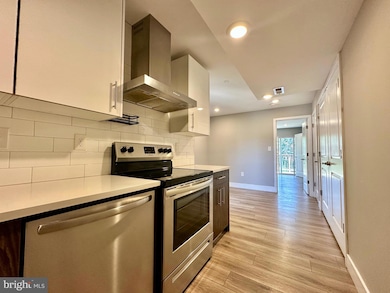 1741 Fontain St unit 2, Philadelphia, PA 19121 - photo 4