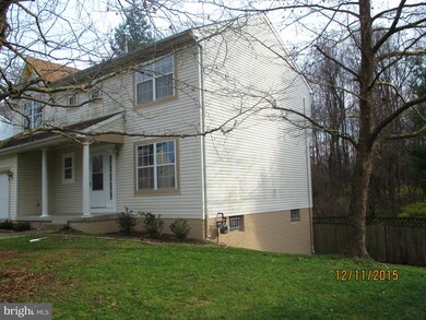 7109 Willow Hill Dr, Capitol Heights, MD 20743 - photo 2