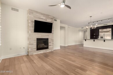 11 - Woodmere 4803