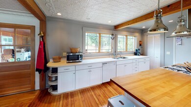 24-Main-St-Porter-Maine-04068-Kitchen