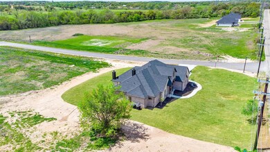 582 Central Rd, Weatherford, TX 76088 - photo 5