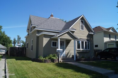 1A2BD7F9-FABC-4009-8279-8849FB10F10D
