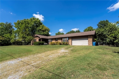 1298 E Main St, Gentry, AR 72734 - photo 3