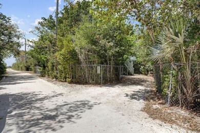 Driveway, front of house