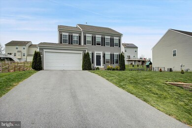 11333 Cross Fields Dr, Waynesboro, PA 17268 - photo 2