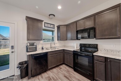 516 Elwick Dr.-6