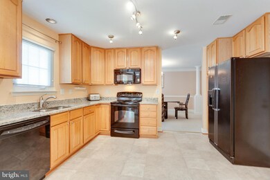 17286 Strathallen Ct, Purcellville, VA 20132 - photo 3