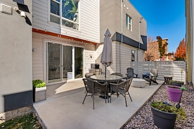 View of patio / terrace with outdoor dining area