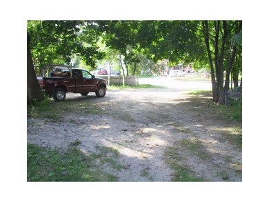 33 Prescott St, Sanford, ME 04073 - photo 2