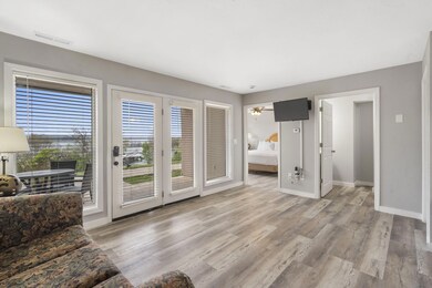 14-web-or-mls-611 rock 22