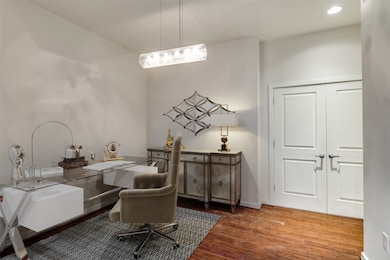 The Metropolitan unit 1201, Dallas, TX 75202 - photo 3