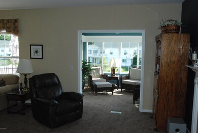 All season room (1)