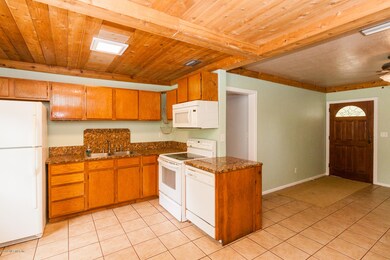 526 Sapelo Rd, Jacksonville, FL 32216 - photo 7