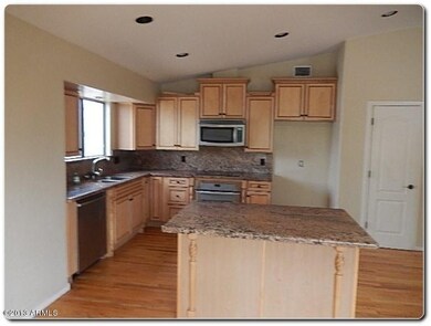 kitchen2