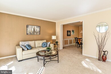 9110 Wood Pointe Way, Fairfax Station, VA 22039 - photo 4