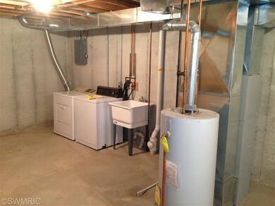 2217 Mapleton St NE unit 131, Grand Rapids, MI 49505 - photo 7