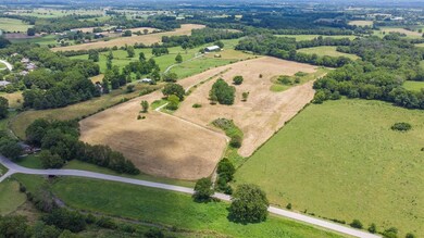 2330 Carpenter Pike, Versailles, KY 40383 - photo 2