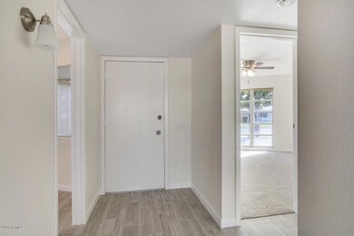 10864 W Thunderbird Blvd, Sun City, AZ 85351 - photo 5