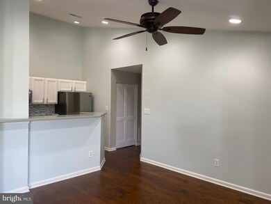 701 Harvest Run Dr unit U304, Odenton, MD 21113 - photo 3