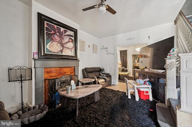 1812 N 28th St, Philadelphia, PA 19121 - photo 5